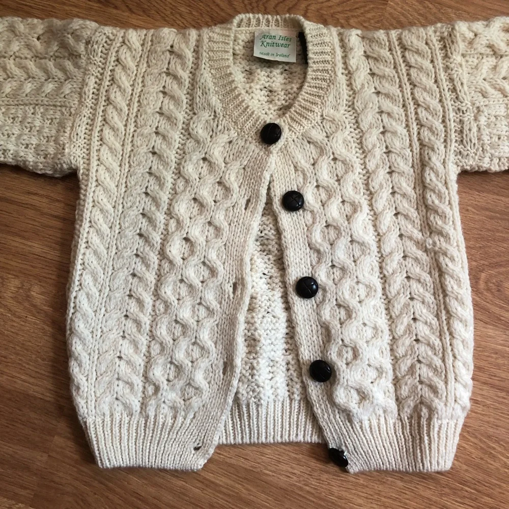 Aran Isles Knitwear Child’s Small Merino Wool Cream Cable Knit Sweater - Picture 2 of 9